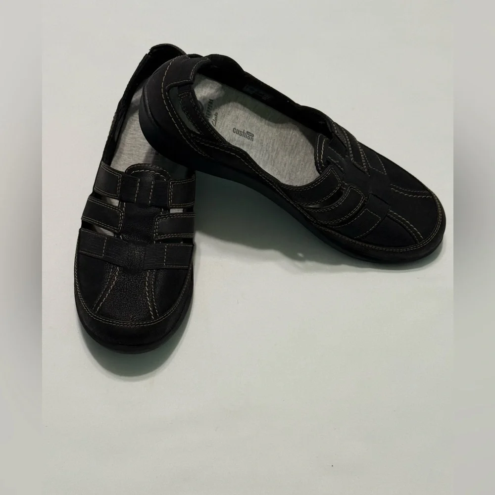 Clarks CLOUDSTEPPERS   Black  Women’s  US 10